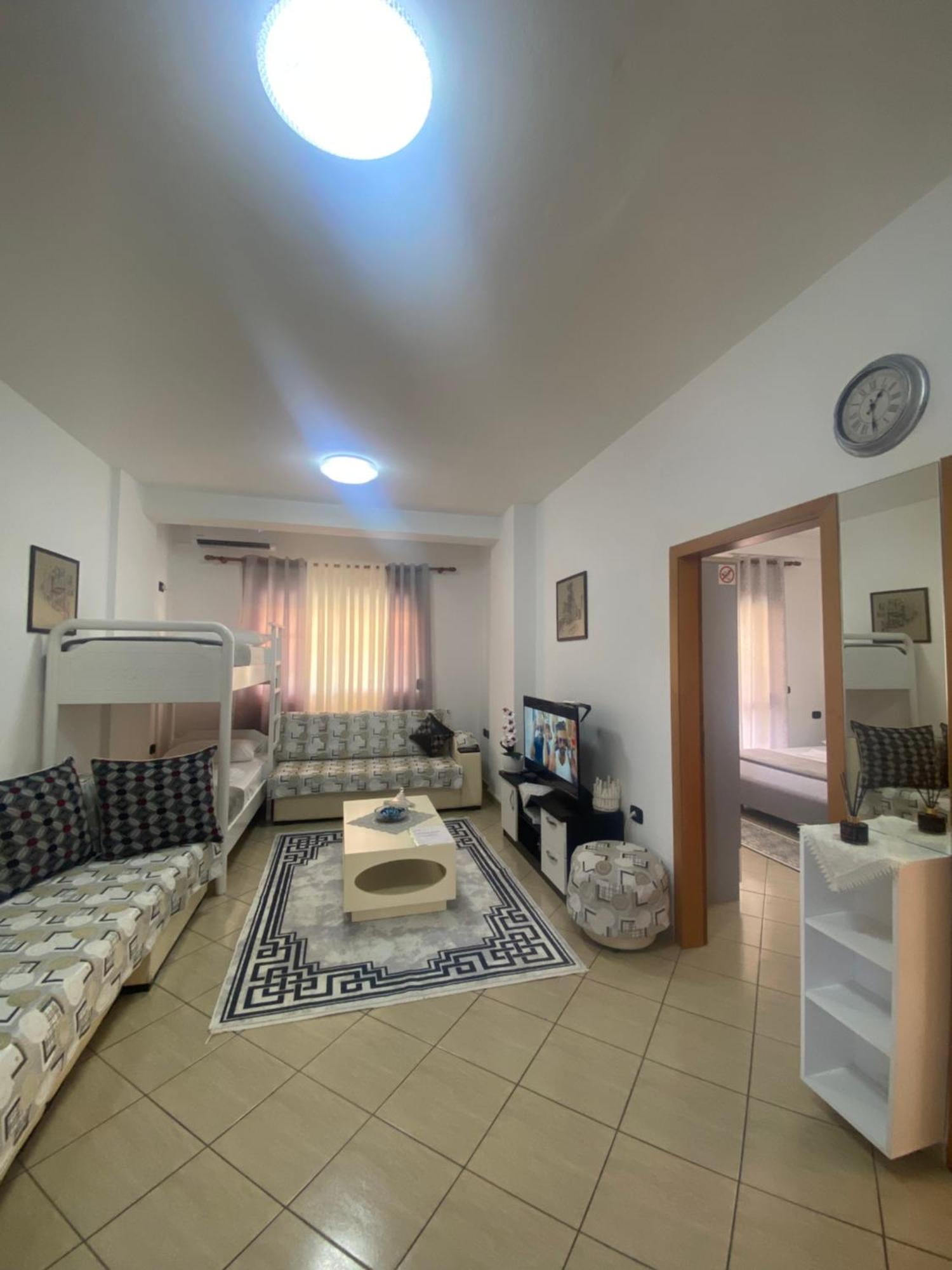 Ferienwohnung Rikardo Apartament Vlorë Exterior foto
